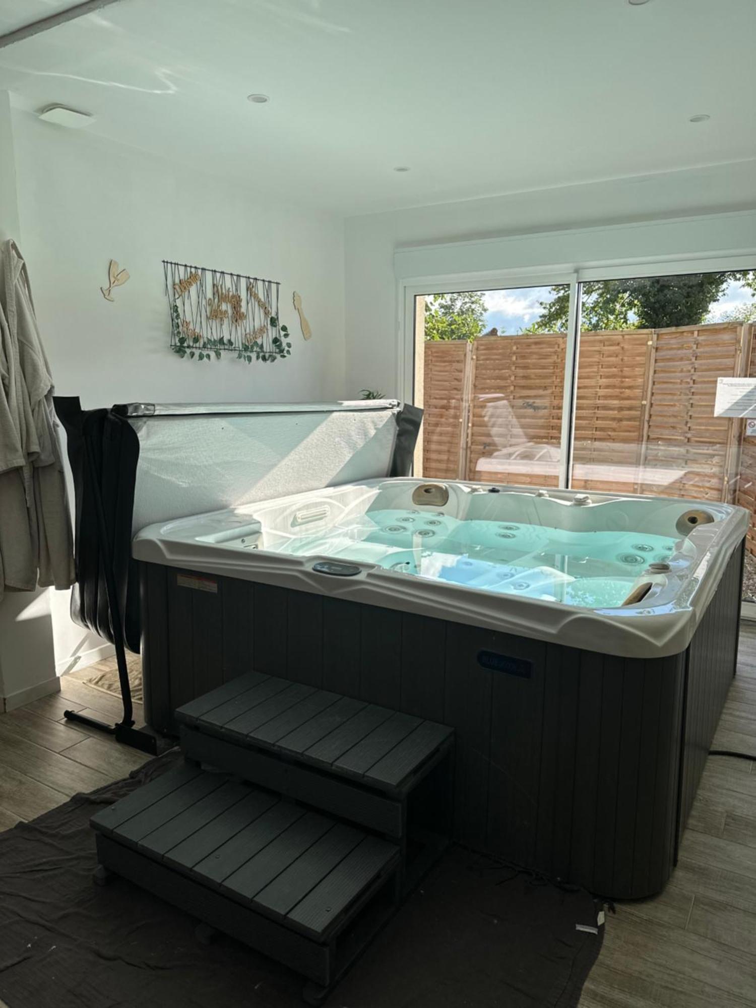 Victory Lodge Spa Choisy-la-Victoire Εξωτερικό φωτογραφία